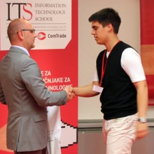 diplomci20112_23