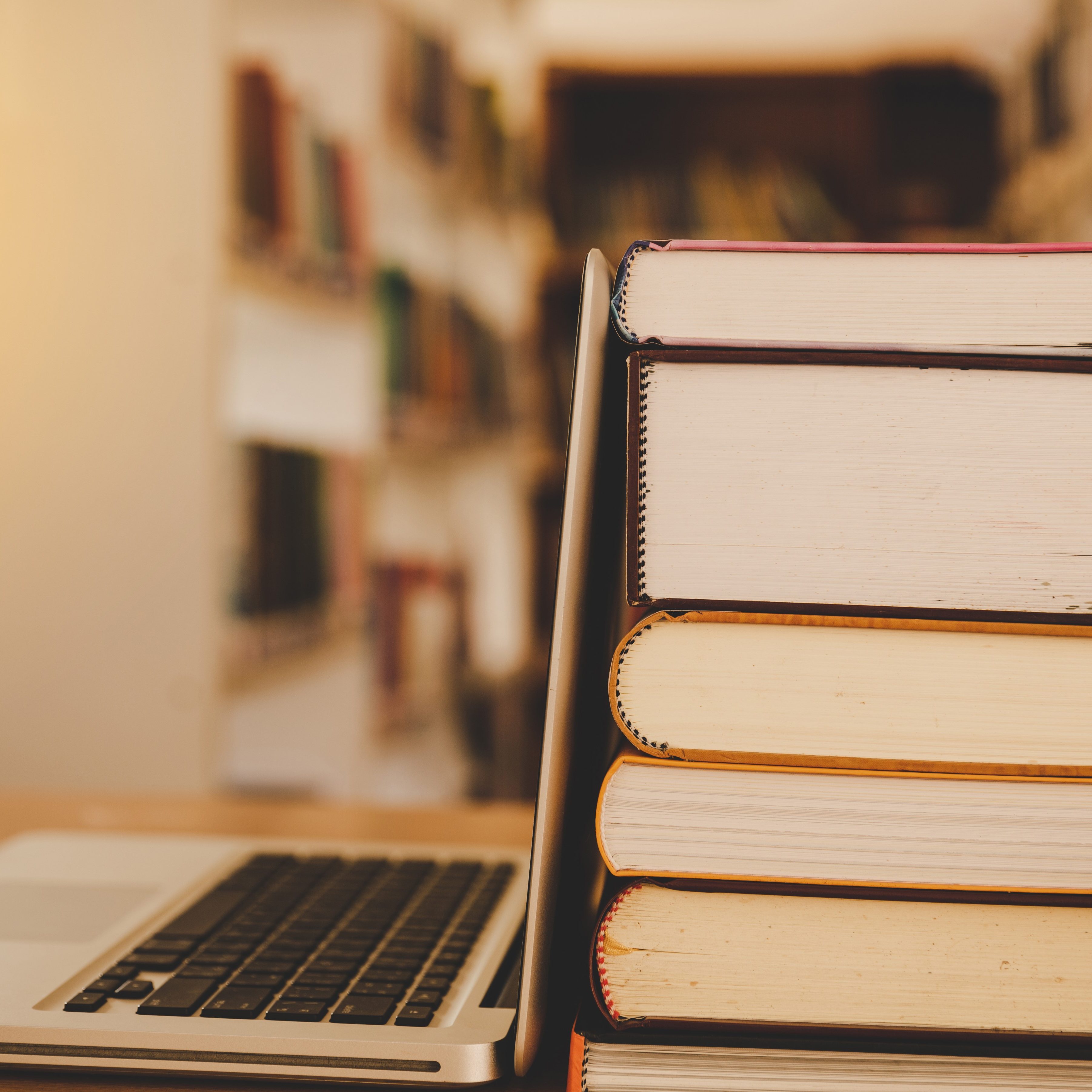 E-learning class and e-book digital technology in education conc