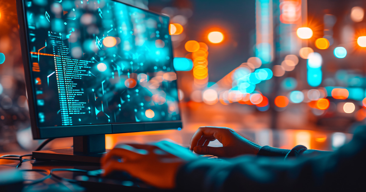Softver developer piše kod